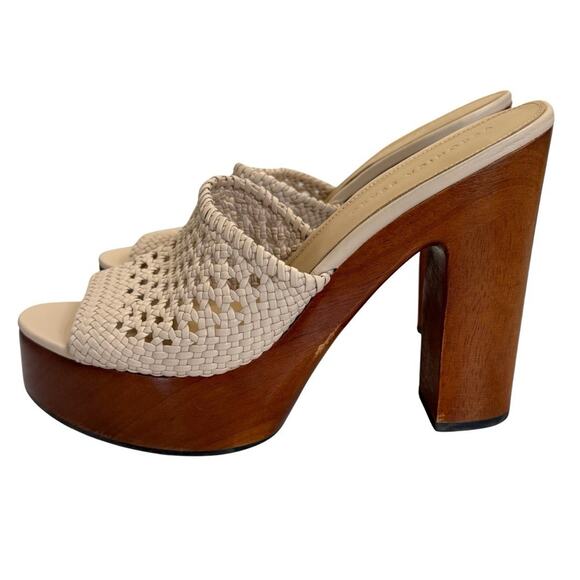 VERONICA BEARD Shoes - Veronica Beard Guadalupe Wooden Heel Mules Women’s Size 11M Shell Woven Leather